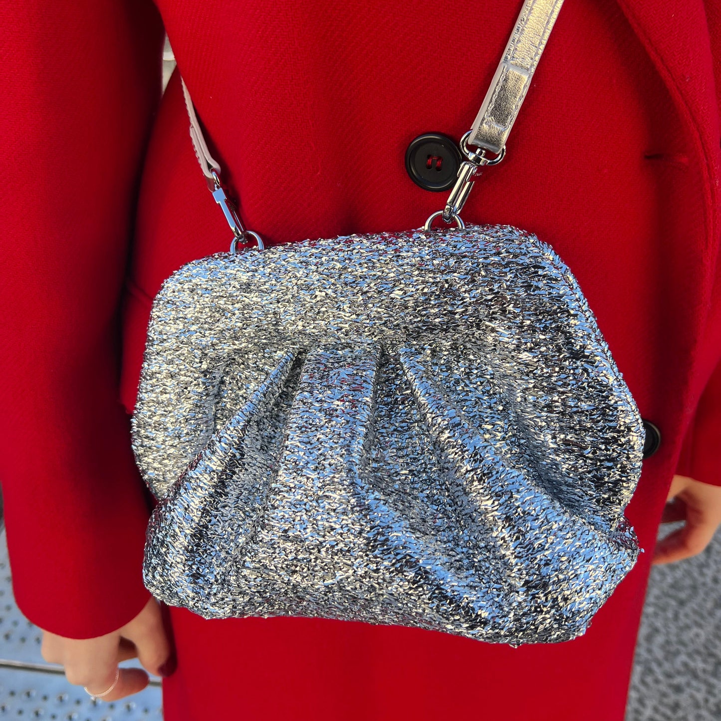 THEMOIRè Gea sparkling clutch